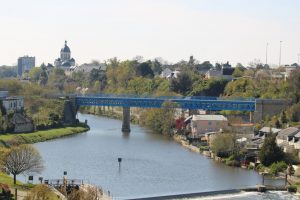 Viaduc ferroviaire et ses abords